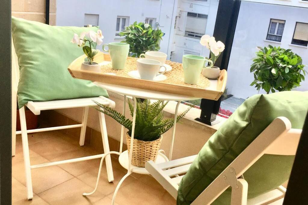 Apartamento 2 Centrico Garaje Wi-Fi Para Trabajar Lägenhet Castro Urdiales Exteriör bild