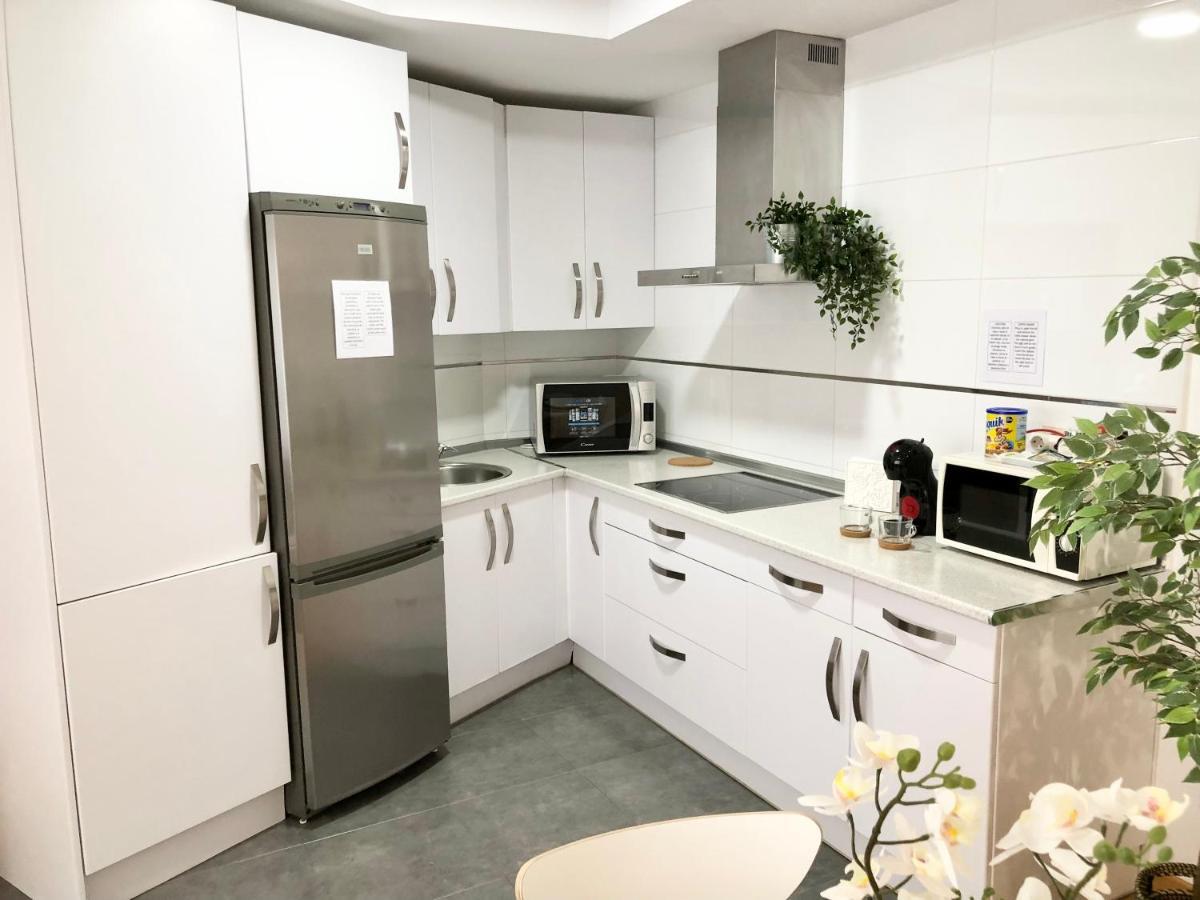 Apartamento 2 Centrico Garaje Wi-Fi Para Trabajar Lägenhet Castro Urdiales Exteriör bild