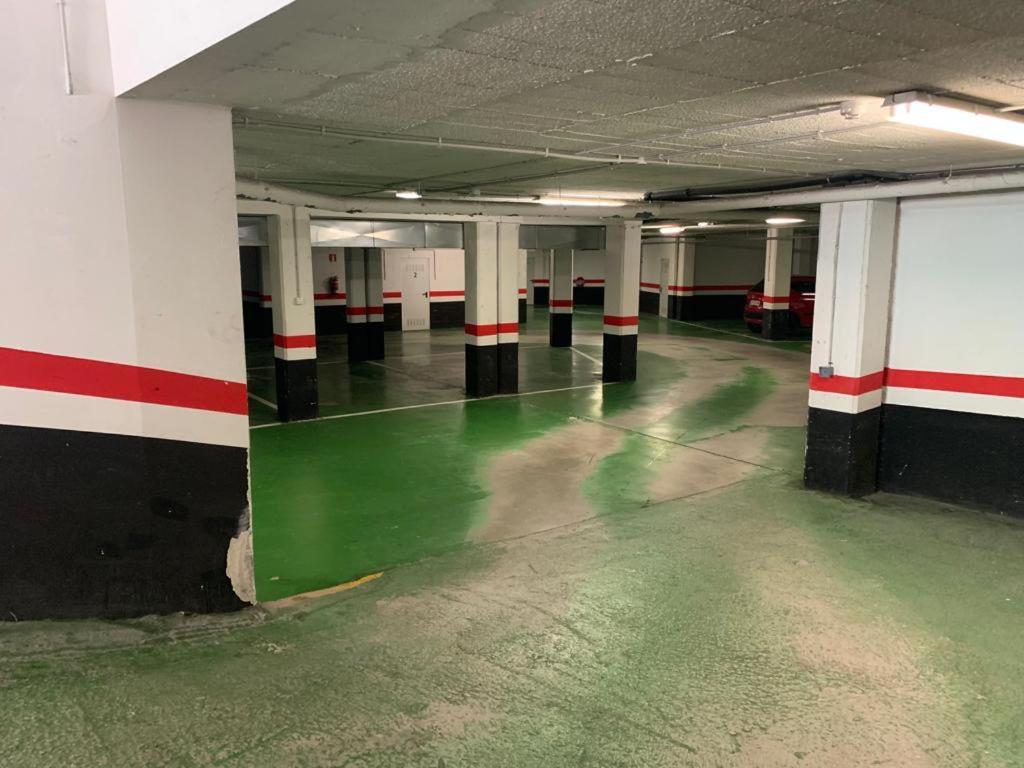 Apartamento 2 Centrico Garaje Wi-Fi Para Trabajar Lägenhet Castro Urdiales Exteriör bild