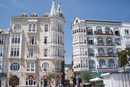 Apartamento 2 Centrico Garaje Wi-Fi Para Trabajar Lägenhet Castro Urdiales Exteriör bild